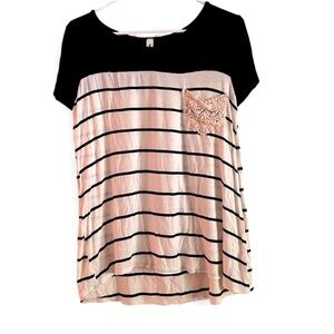 Vanilla bay, lace pocket, striped blouse